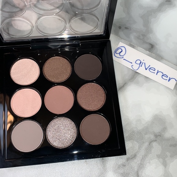 MACnificent Me Times Nine Eyeshadow Palette MAC - Picture 4 of 17